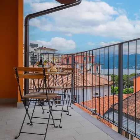 Lakeview Attico Saini / Centro Storico Appartement